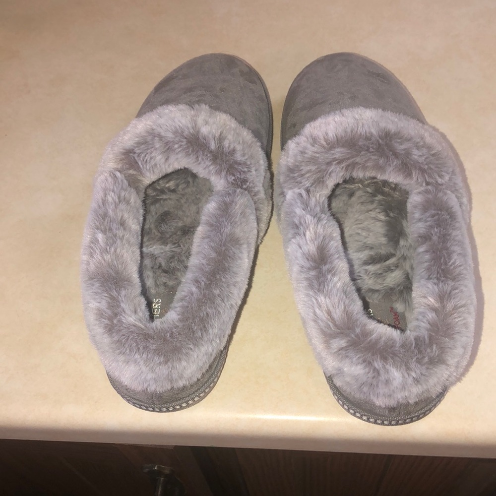 Skechers fur lined Skechers